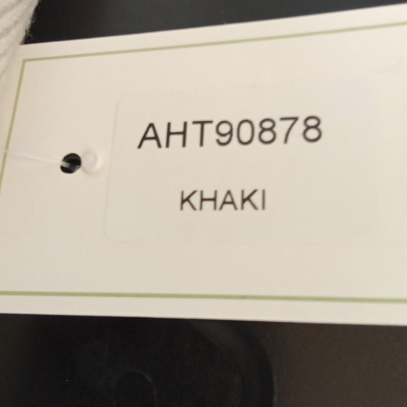 DOG MOM KHAKI BEANIE CAP - Picture 8 of 8